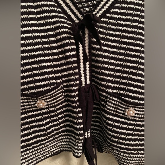 Nicole Miller black/white striped cardigan with pearl buttons, black bows;size L - Picture 4 of 8